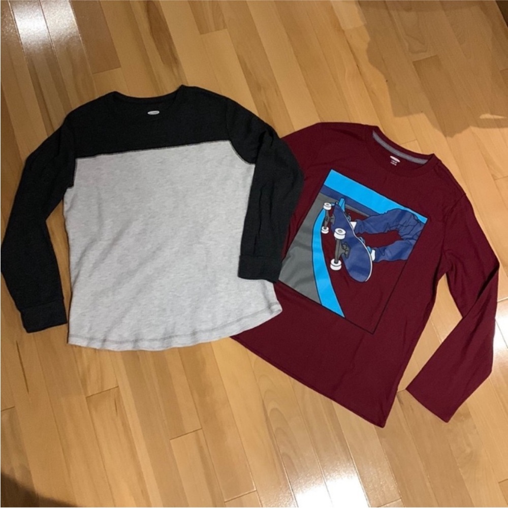 VEUC Old Navy Graphic Maroon & Black & Grey Thermal-Knit Long Sleeve tees-size L
